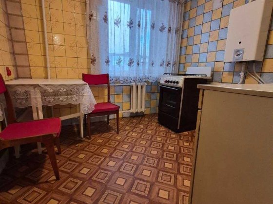 Продам 2 кімн. квартиру в ЦЕНТРі , р-н ринку. 4/5 цегл. 38500 Кременчуг