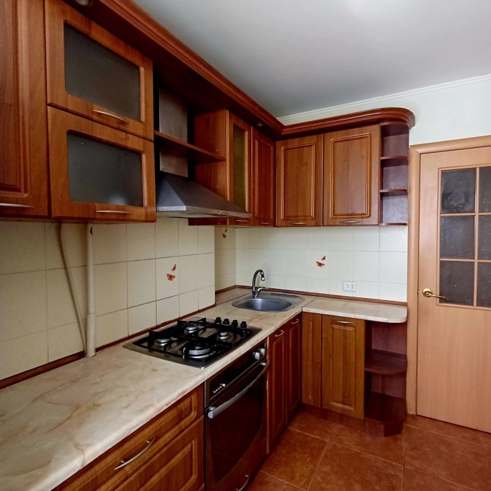 3-кімнатна  в центрі міста•парк і річка поруч - фото 1