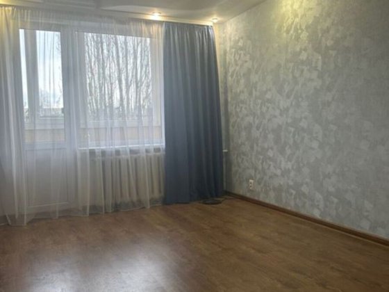 l Продається двокімнатна квартира в Нагірній частині міста Кременчуг