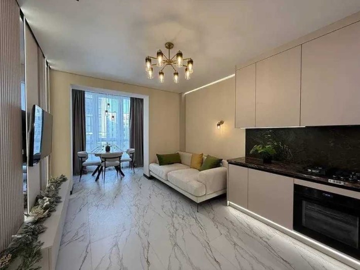 Авторська 2к квартира 65 м2 | Преміум ЖК Липки | Озеро та парк - фото 1