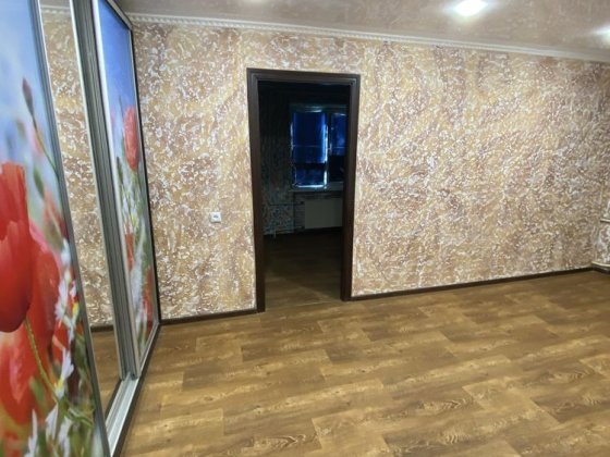 Продаж 2 х кімнатної квартири з ремонтом  в районі Змички по вул. Геологічній ( Сертифікат) Кривий Ріг