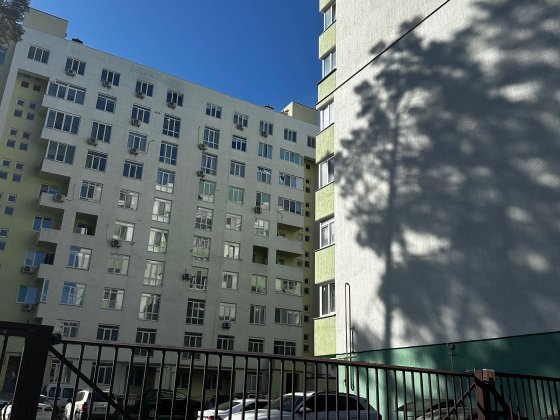Ірпінь ,1 кімнатна з ремонтом вул Університетська 2, Фора 100метрів ,48м-82 000$ Ирпень