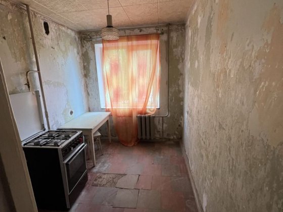 Продаж 3-х кім на Кропивницького 129-й квартал на проти річки Кривий Ріг
