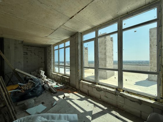 Продаж в самому центрі міста великої квартири з Терасою 100м2 Буча