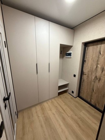 Продам смарт квартиру з новим ремонтом, 2/6 пов., є ліфт 49000 $ - фото 1