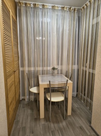 Продаж стильної 1-кімнатної квартири з ремонтом - фото 1