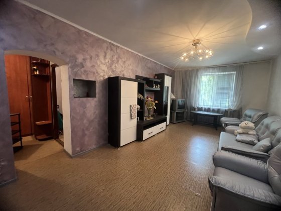 Продается 3-х «сталинка» по ул.Степана Тильги Кривий Ріг