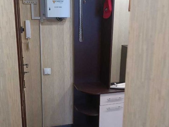 Продам большую 3-х комнатную квартиру в центре + Гараж во дворе Никополь
