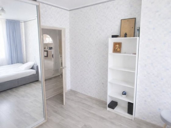 Центральний парк! 2 % оформл.40 м2! Є балкон! Резервне живлення на все