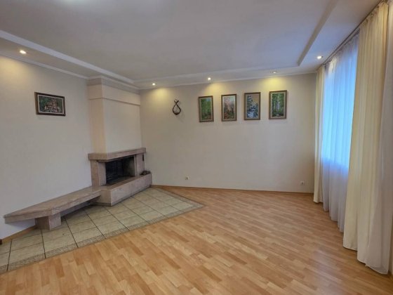 3 Кімнатна квартира 145 м з гаражем центр вул Стрілецька Луцьк