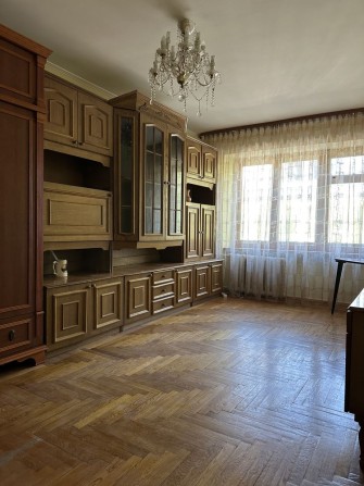 Продаж 2 кімнатноі в престижному районі поруч Покровського Собору - фото 1