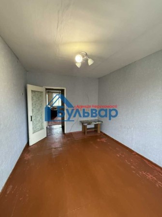 2к квартира на Подолі окремі кімнати цегляний будинок - фото 1