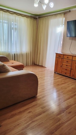 2 кімнатна квартира продаж місто Рівне від власника 5 поверх цегляний будинок є підвал - фото 1