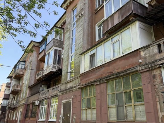 Продам Трехкомнатную квартиру ул.Вадима Гурова -Соцгород Металургический район. Кривий Ріг