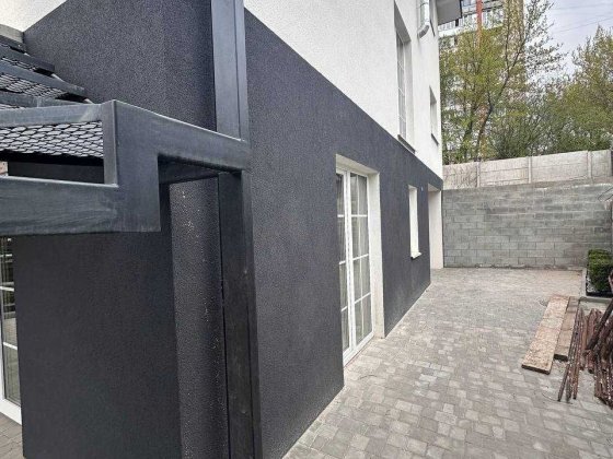 % Продаж 1-кімнатної квартири в центрі міста Рівне