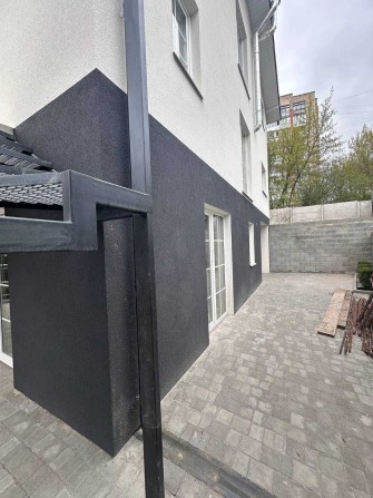 % Продаж 1-кімнатної квартири в центрі міста - фото 1