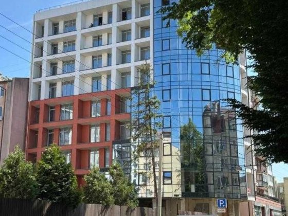Трикімнатна квартира в самісінькому центрі міста, вул. Січових. Ивано-Франковск