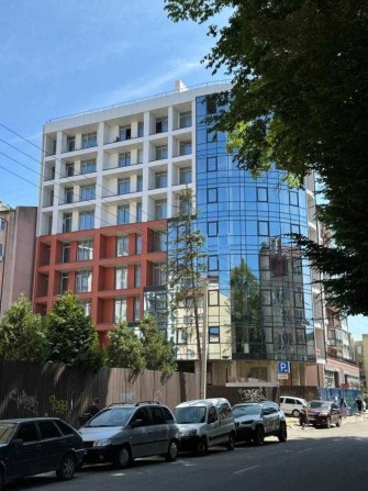 Трикімнатна квартира в самісінькому центрі міста, вул. Січових. - фото 1