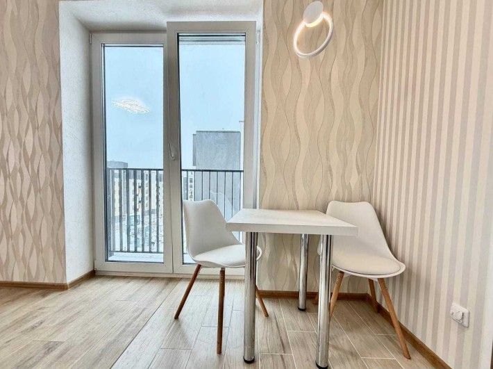 Терміновий продаж! Квартира з новим ремонтом - фото 1