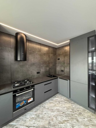 1-кімнатна квартира 39 м², центр, ЖК Family Plaza, готова до проживання - фото 1