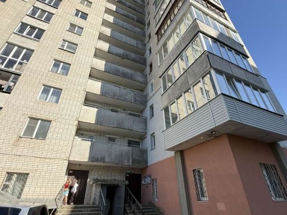 2 кімнатна квартира в районі автовокзала Ровно