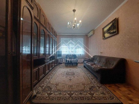 Продаж 3к з гарним плануванням на Схiдному-1 (бульвар Європейський) Кривой Рог