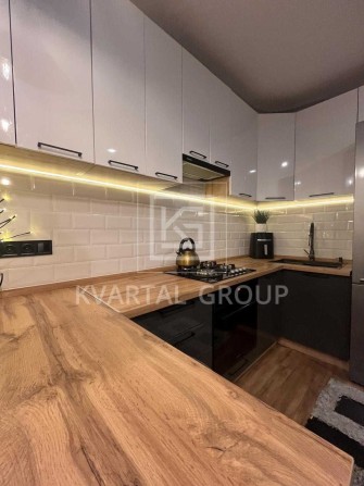 Продам ГАРНУ 2к квартиру з ремонтом, меблями. Газ. єОселя до 3х років ТАК. - фото 1