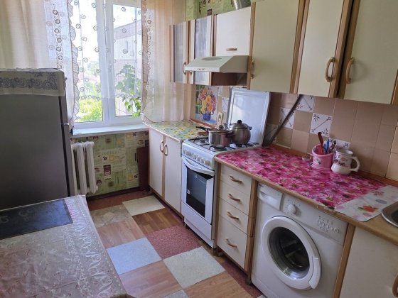 Центр, Свято-Миколаївська, 2-х кімнатна Кривой Рог