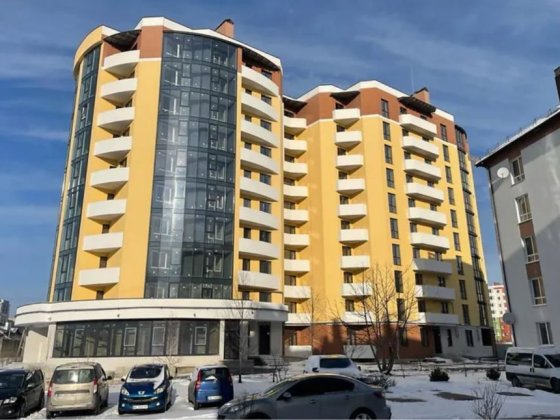 Продам 2-кімнатну квартиру в тихому районі міста Рівне
