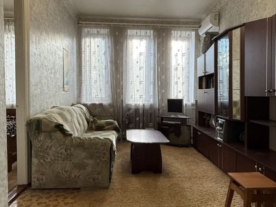 Продаж 2х кімнатної сталінки на СоцМісті Кривий Ріг