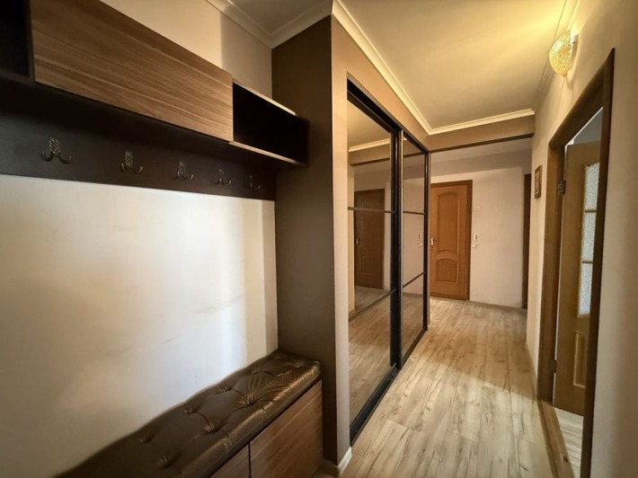 Продаж 3-кімнатної квартири - фото 1