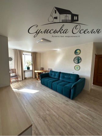 Укомплектована 3 к квартира в центрі - фото 1