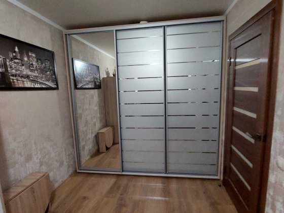 Простора однокімнатна квартира з автономним опаленням та великою кухнею — м. Суми Суми
