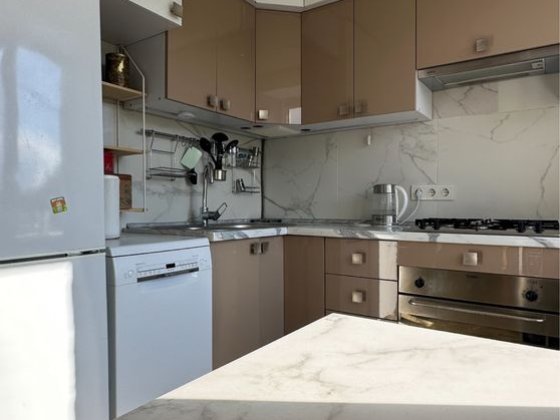 Продаж 3 кімн. кварири в цегляному будинку Суми