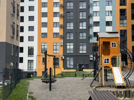 Продам 3 кімнатну квартиру в новобудові Щасливе Рівне