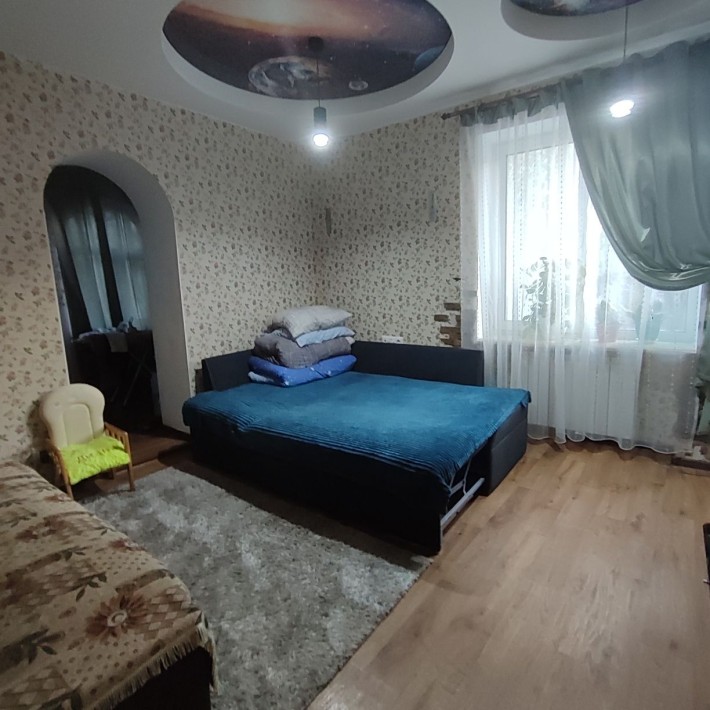 2 кімнатна сталінка на 44 кварталі! Можливо по сертифікату! - фото 1