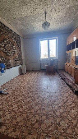 Продам 2 кімнатну "сталінку" по Героїв АТО. - фото 1