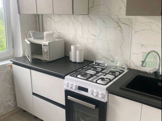 2-кім. пров. Хорольський 5 поверх, роздільні кімнати 45000$ Полтава