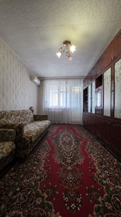 Інгулець, в центрі 2-х кімнатна 4/5 - фото 1