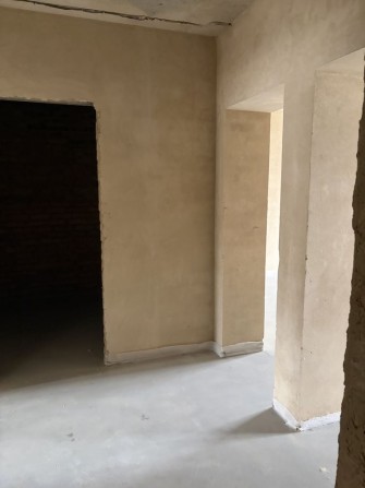 Продаж.Простора 2-кімнатна квартира для сім’ї з панорамним видом на озеро - фото 1