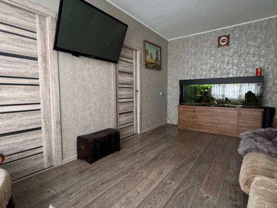 Хороша трикімнатна квартира з кухнею-студією Ровно