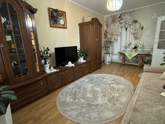 Продаж 2-кімнатної квартири з ремонтом! Ровно
