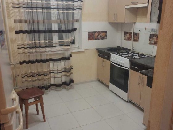 Продам 1 кв  центр Івана Мазепи Херсон