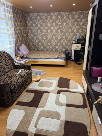 Продам 1ком возле Корпусного парка - фото 1