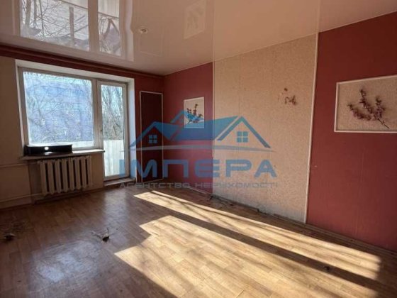 Продаж 1к квартири на Фурманова. Цегляний будинок. 4 поверх Полтава