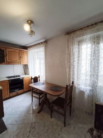 Продам пятикімнатну кваптиру на Відінській 25 - фото 1