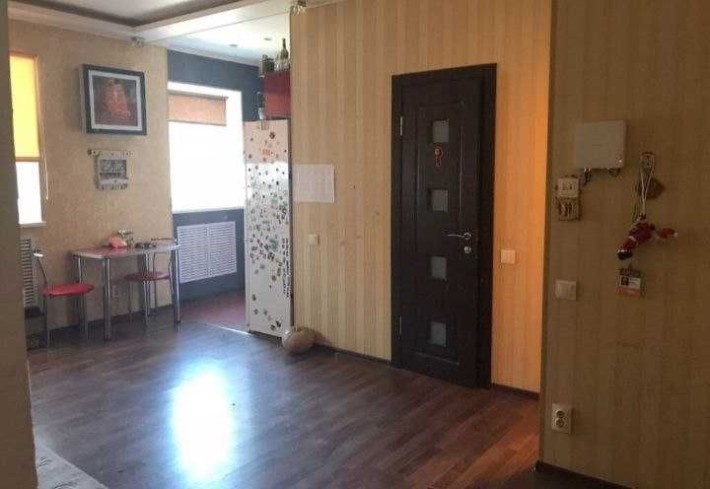 Продається 3-х кімнатна квартира р -н Центру - фото 1