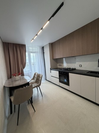 Продаж 1 кімнатної квартири по вул. Смакули - фото 1