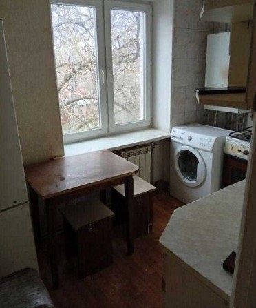 продам двокімнатну квартиру - фото 1