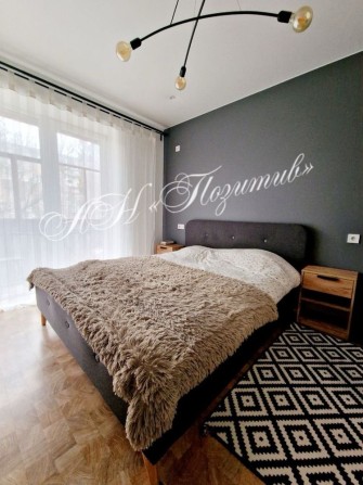 Продаж великої 2 кмн квартири - фото 1
